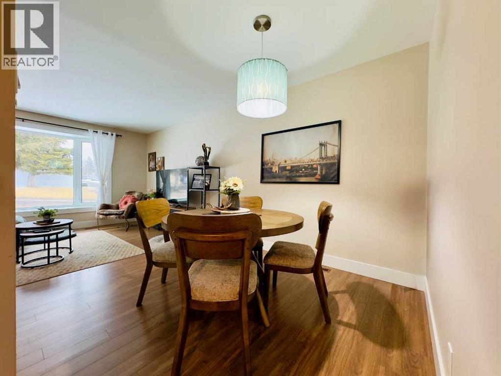 2802 77 Street - 8
