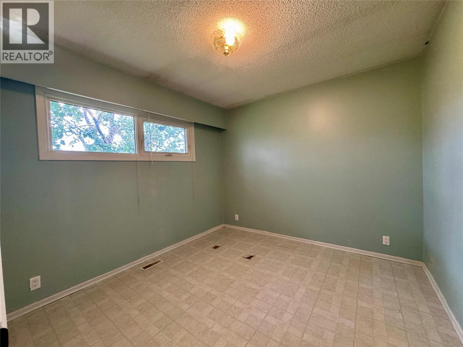 3074 208 Road - 9