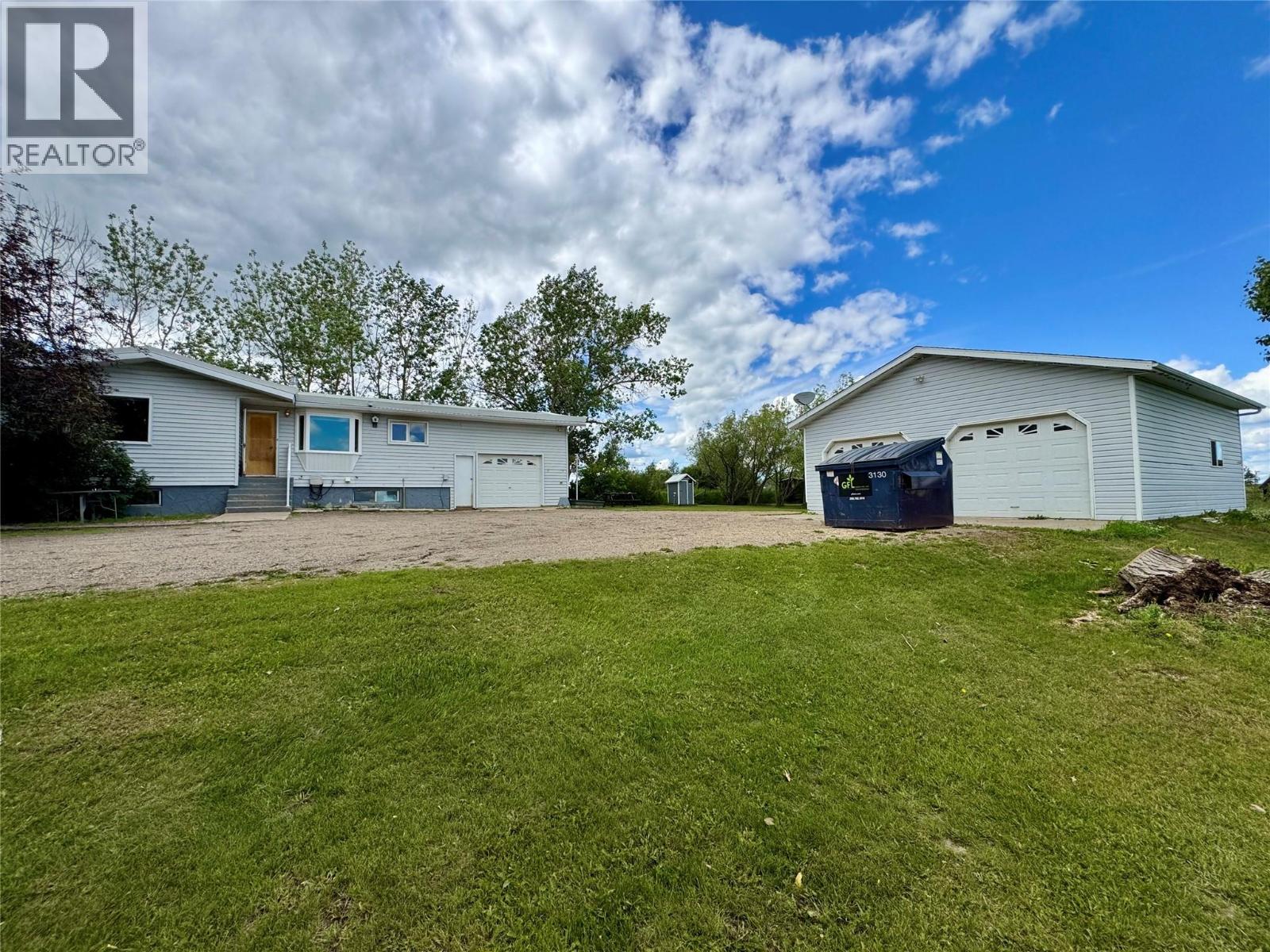 3074 208 Road - 1