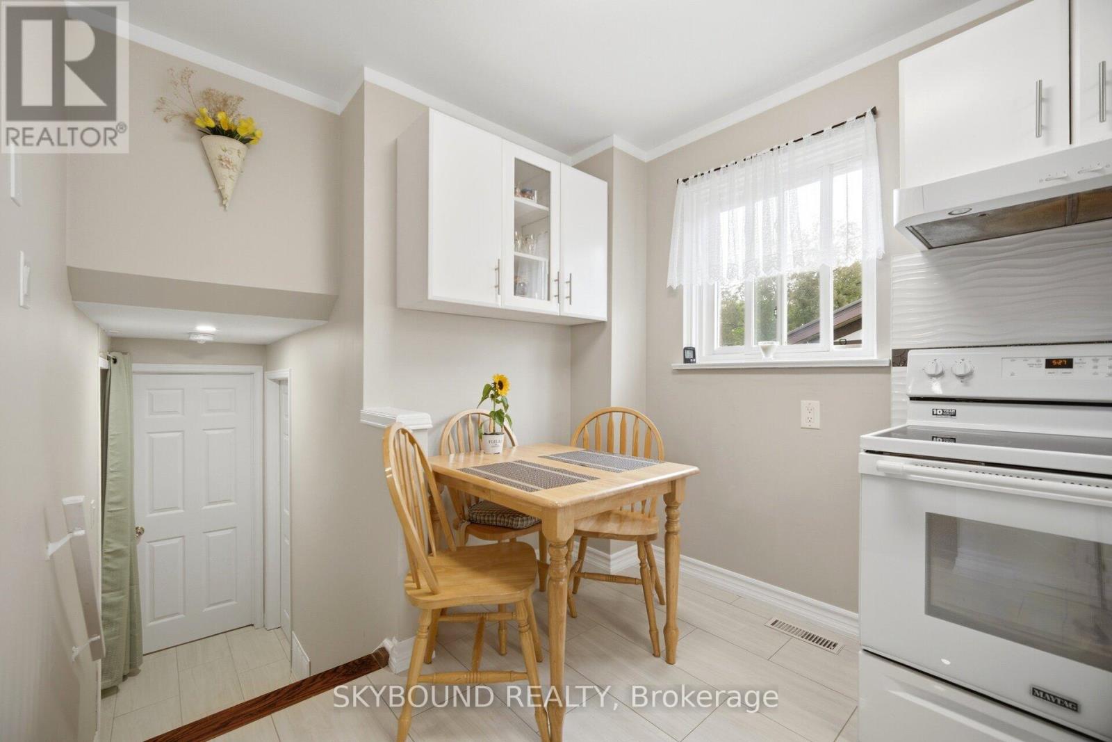 7217 FAYETTE CIRCLE - 12