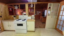 21 Selkirk Avenue, Dunnottar, MB R0C2B0 Photo 12
