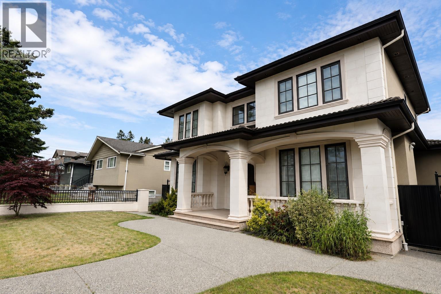 7 Bed, 7 Bath House for Sale in Burnaby – 6871 DUNNEDIN STREET, Burnaby – MLS# R3148280 - Image 29