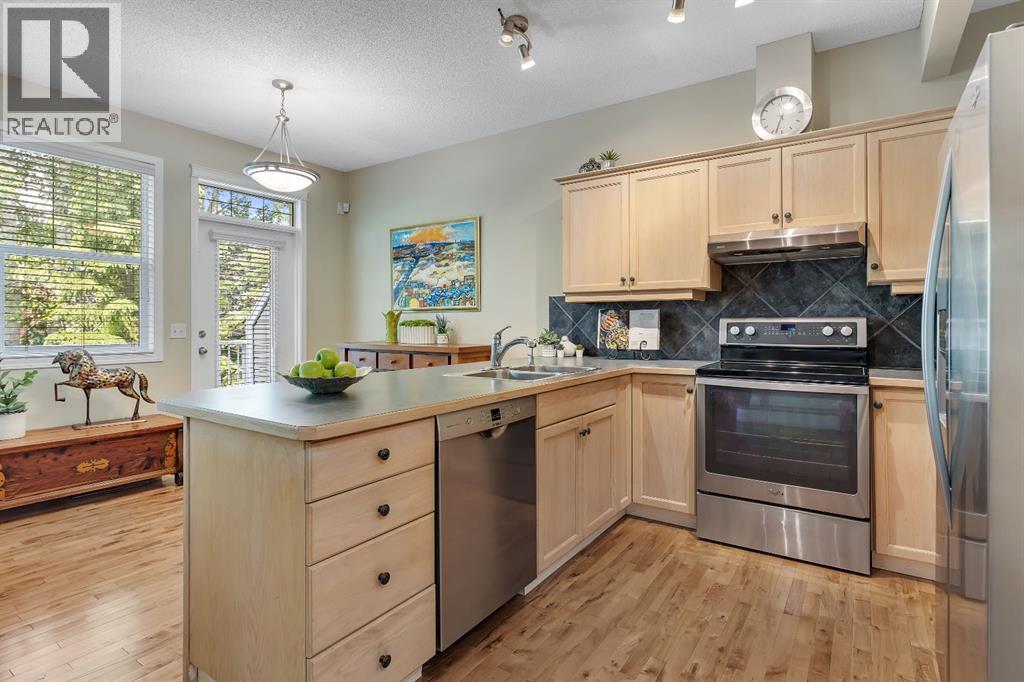 6 Discovery Heights SW - 7