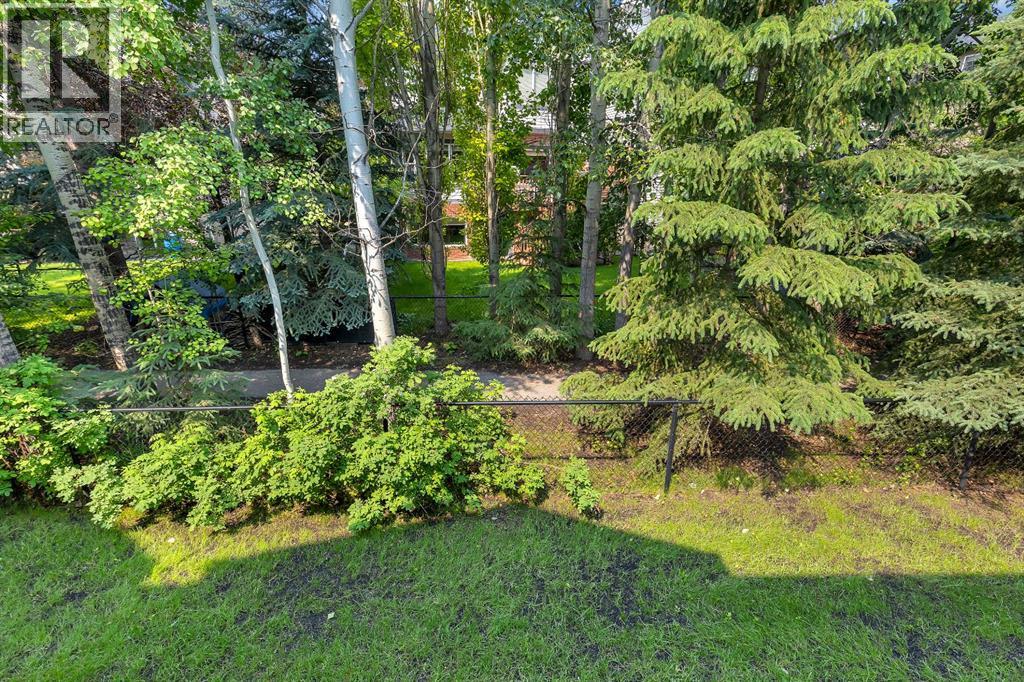 6 Discovery Heights SW - 38