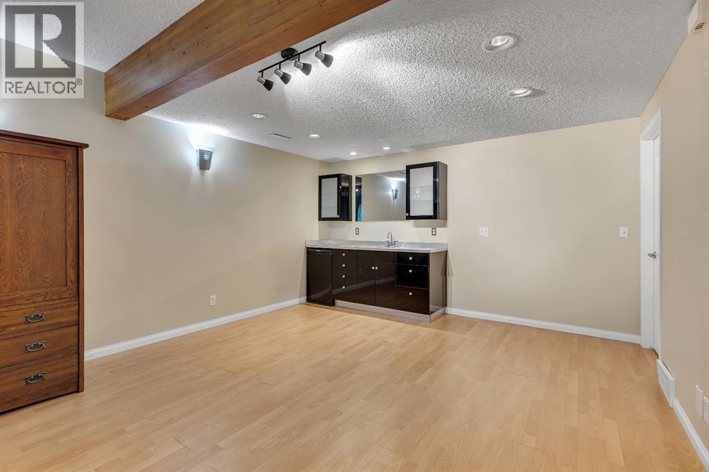 6 Discovery Heights SW - Image 35