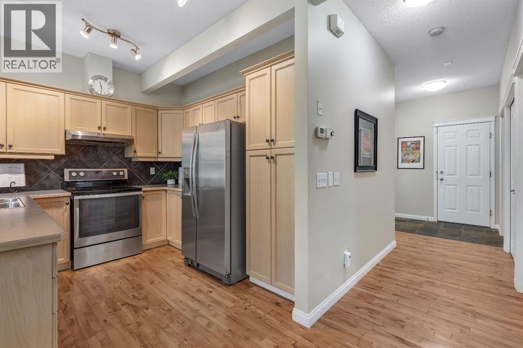 6 Discovery Heights SW - 12