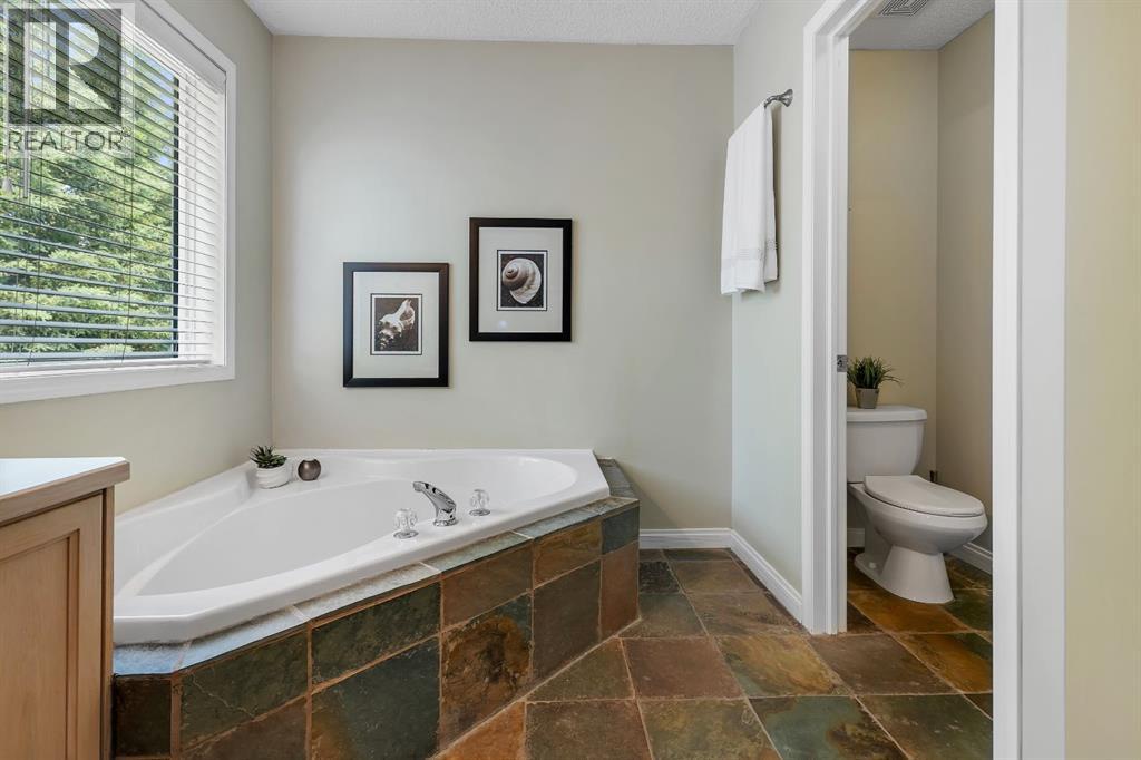 6 Discovery Heights SW - Image 26