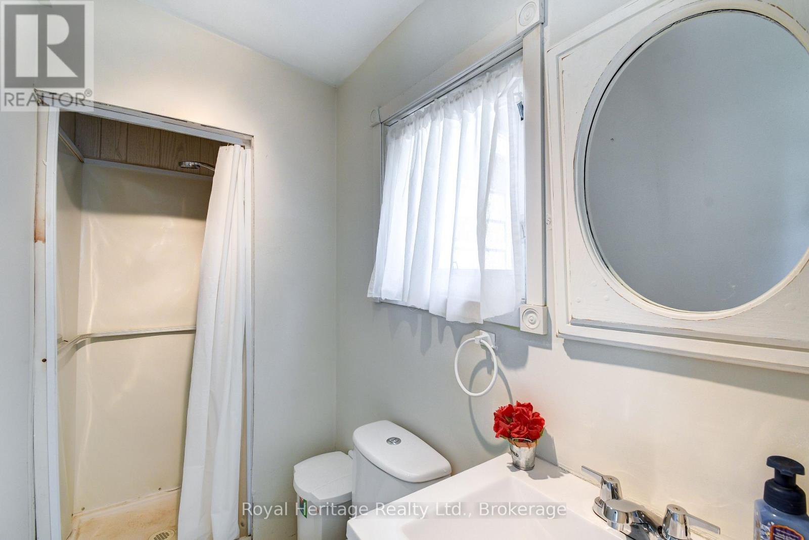 680 ROUND LAKE ROAD - 27