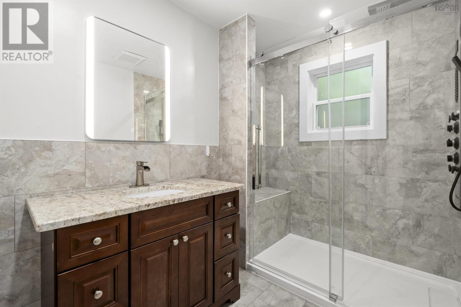 22A WEDGEWOOD Avenue - 30