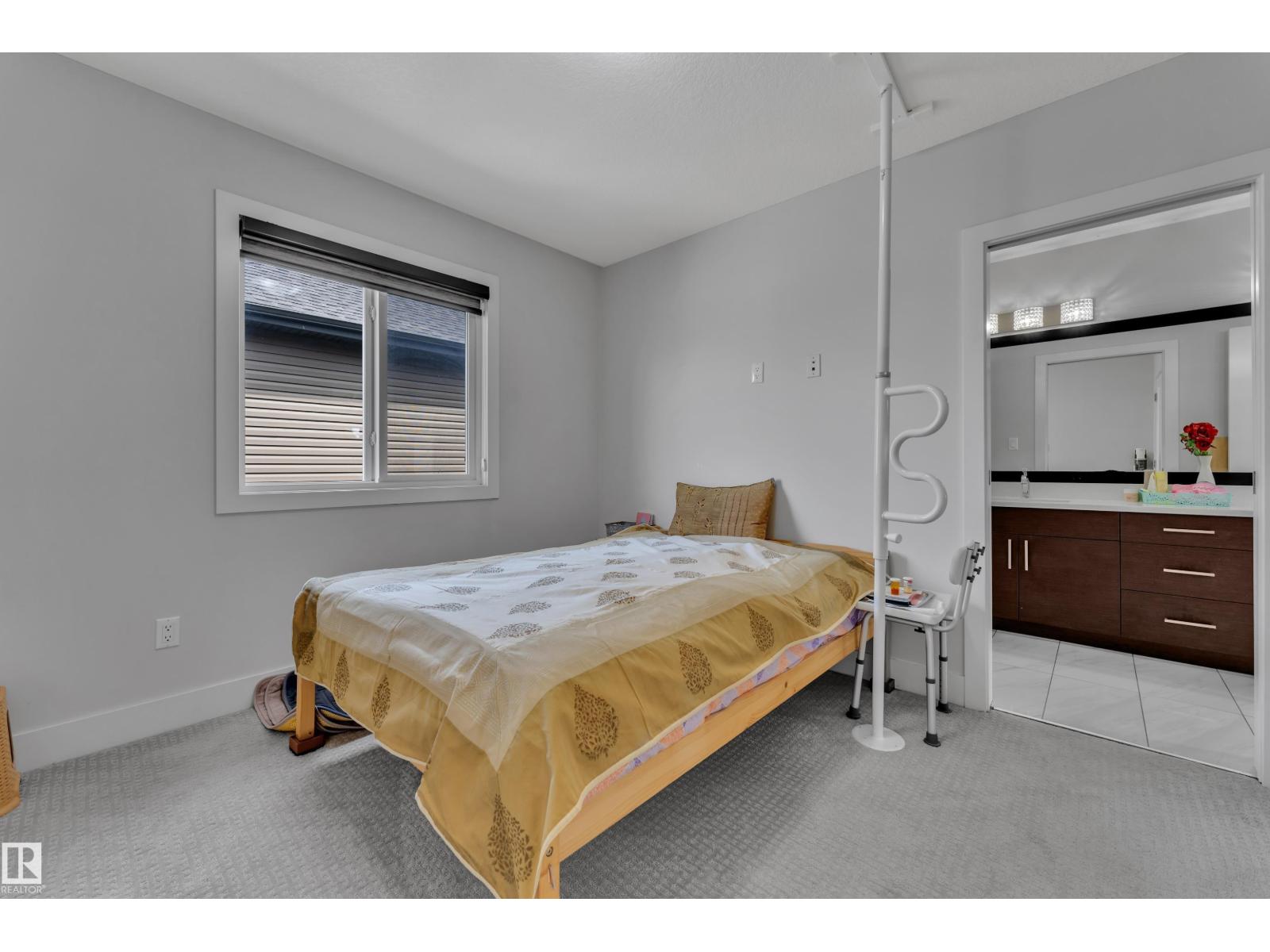 3001 55 ST - Image 30