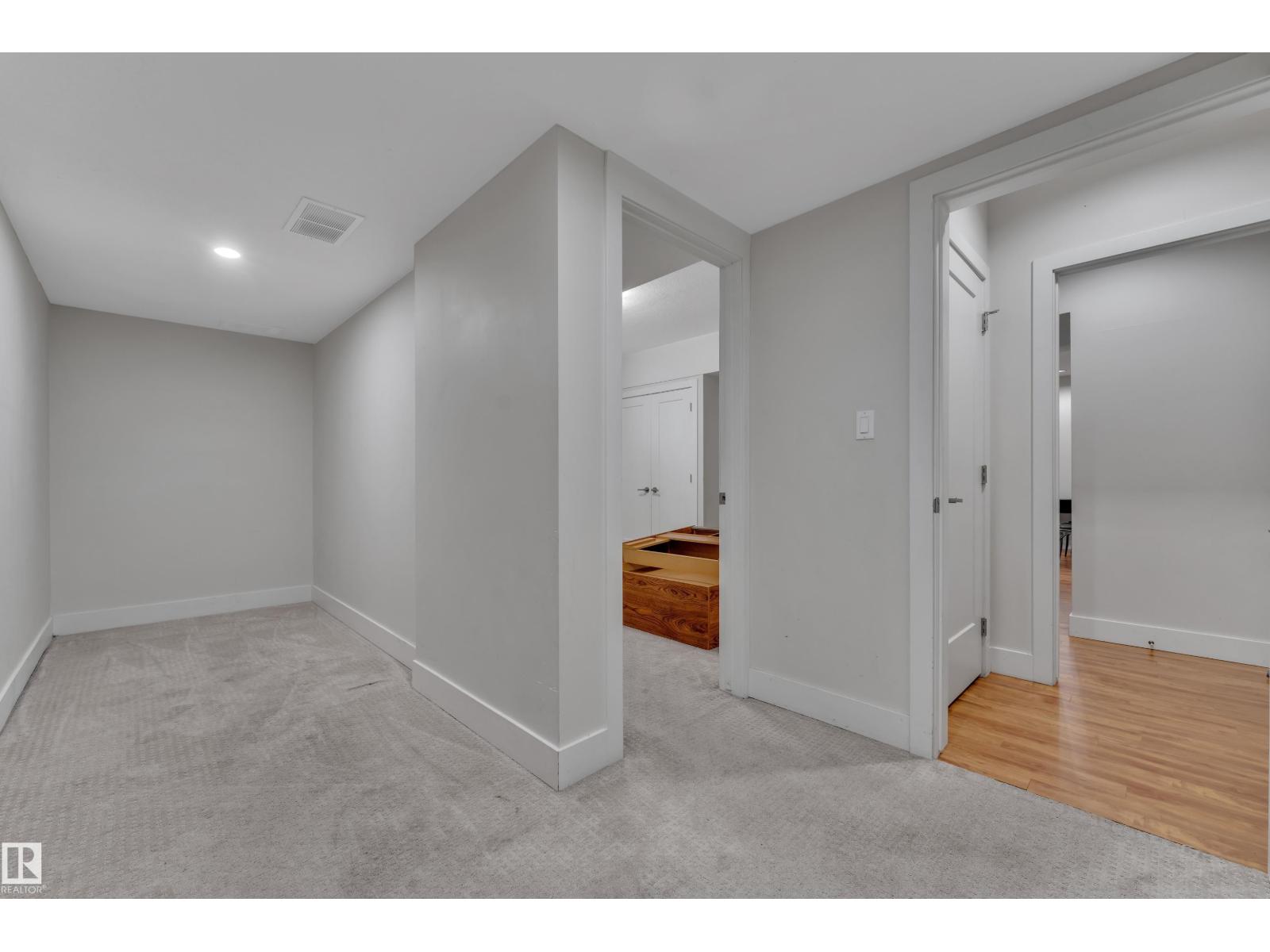 3001 55 ST - Image 44