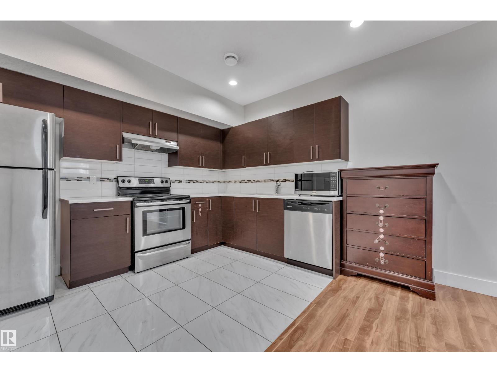 3001 55 ST - 48