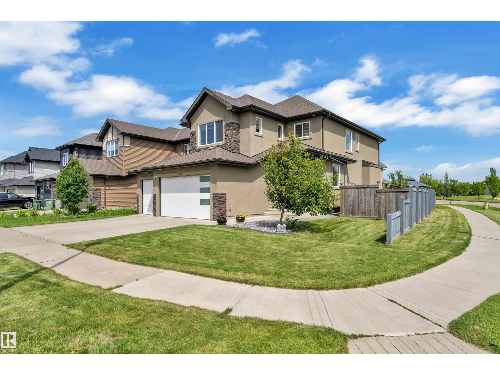 3001 55 ST - Image 5