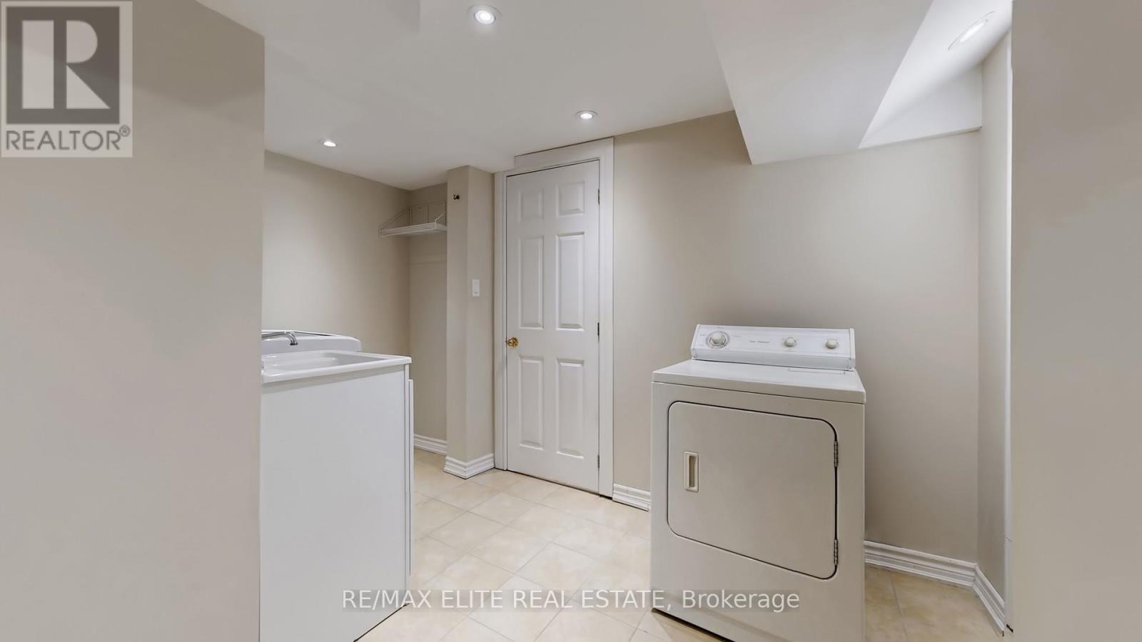 62 MACEDONIA COURT - 36