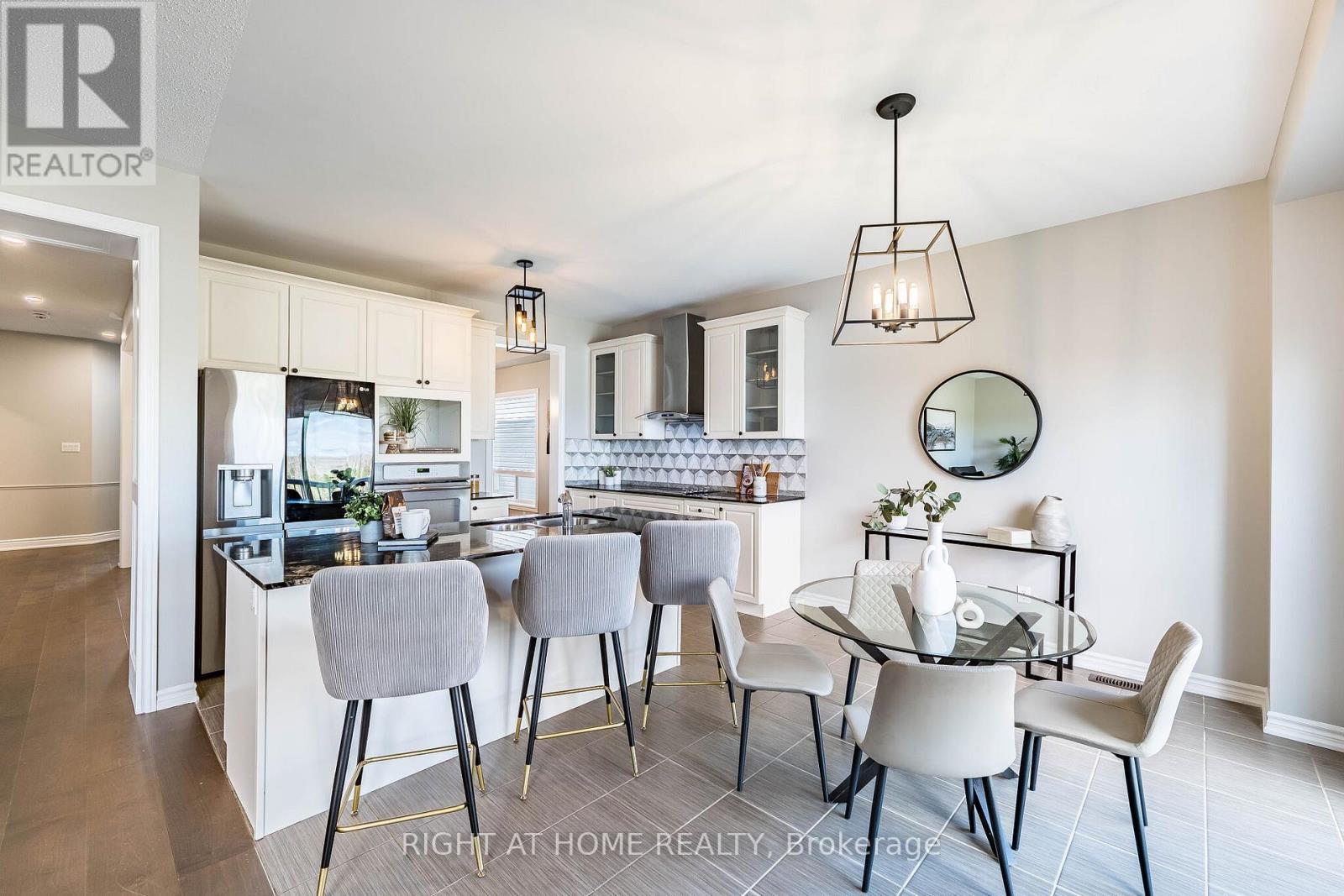 940 O'REILLY CRESCENT - 17