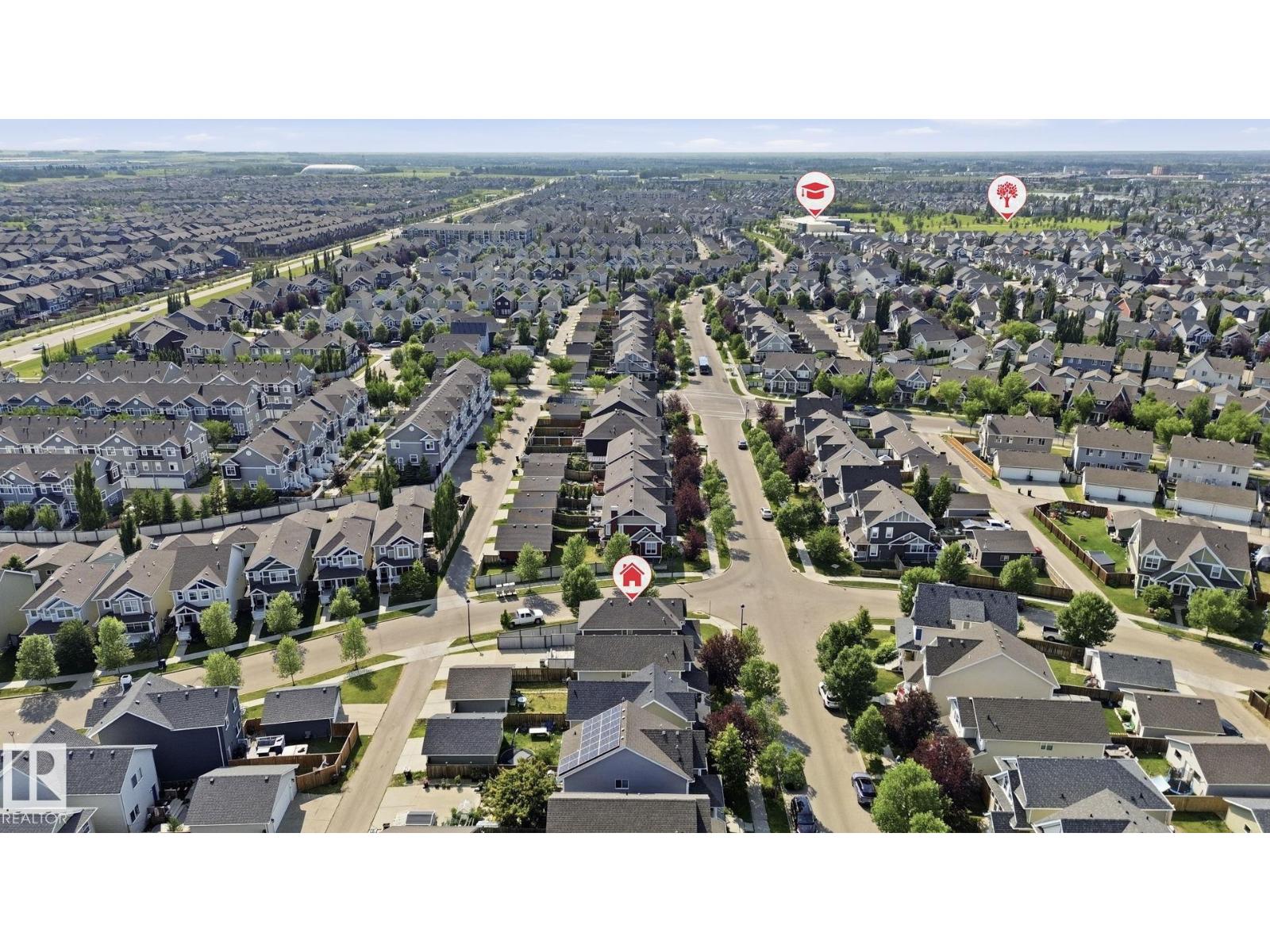 7043 22 AV SW - Image 48