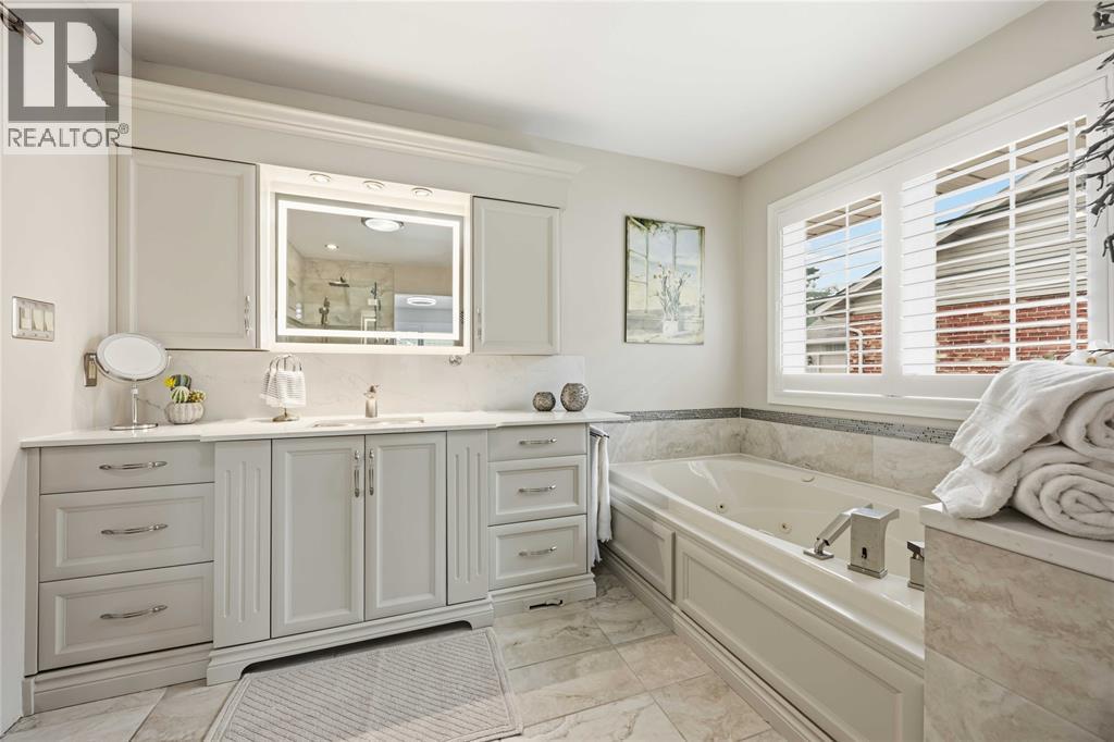 4352 LAMBTON LANE - Image 26