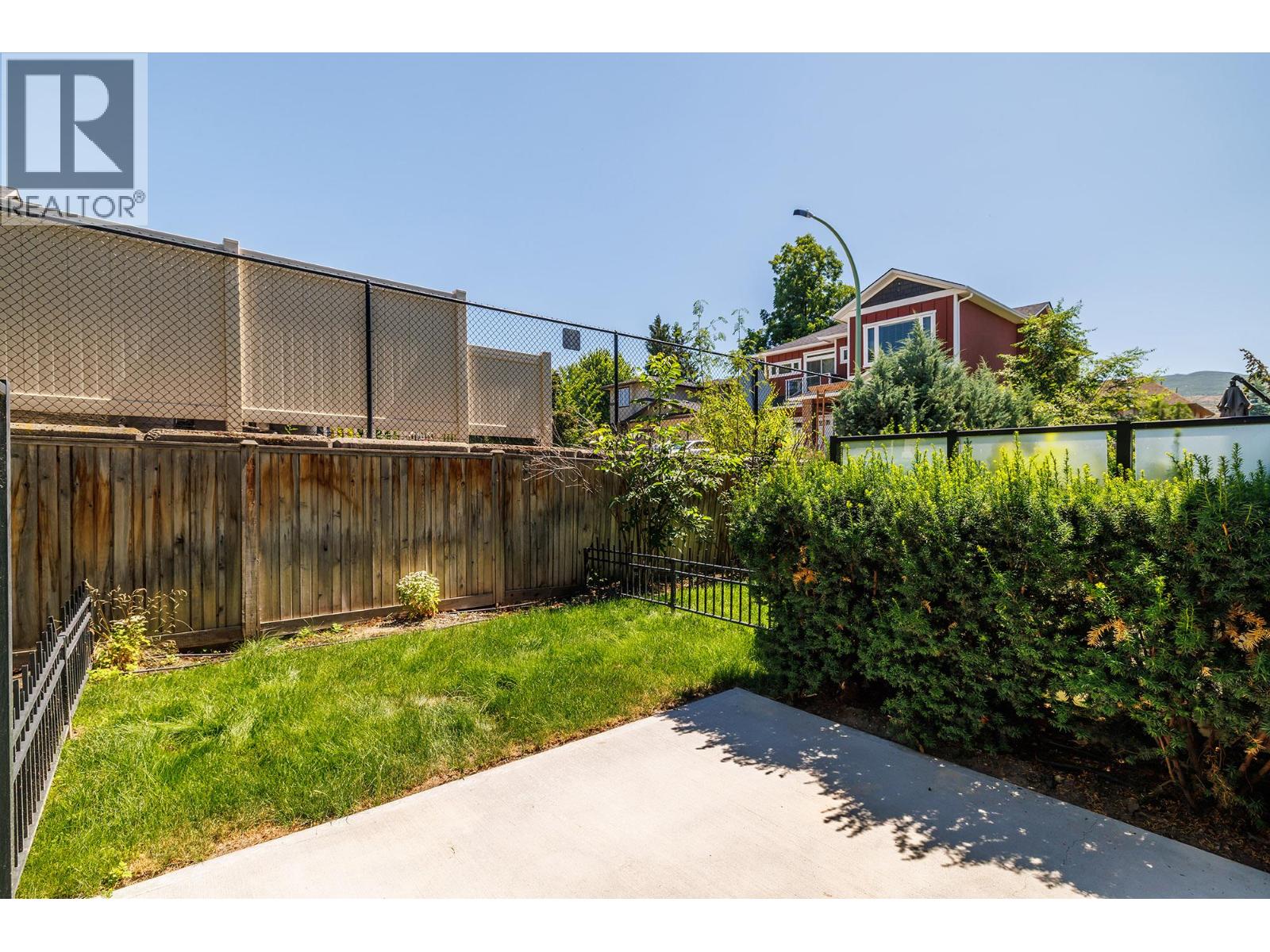 #54 600 Sherwood Road - 21