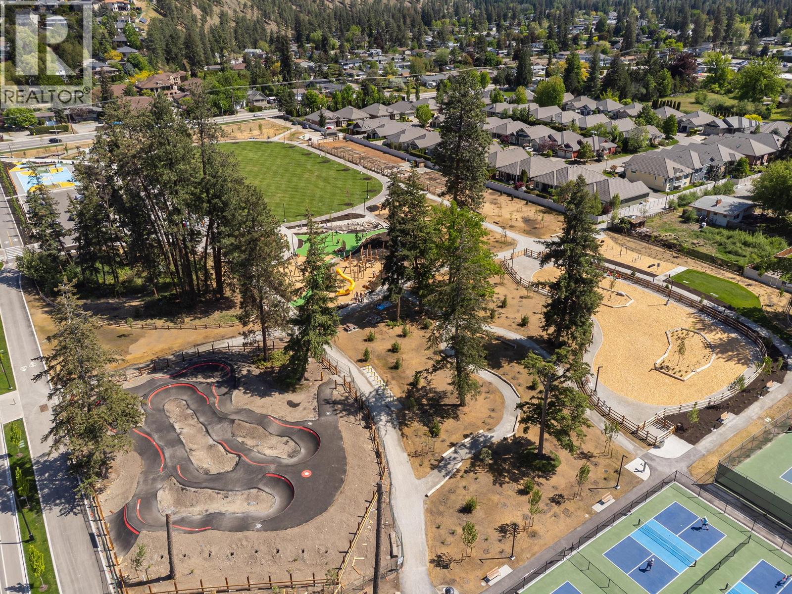 #54 600 Sherwood Road - 23