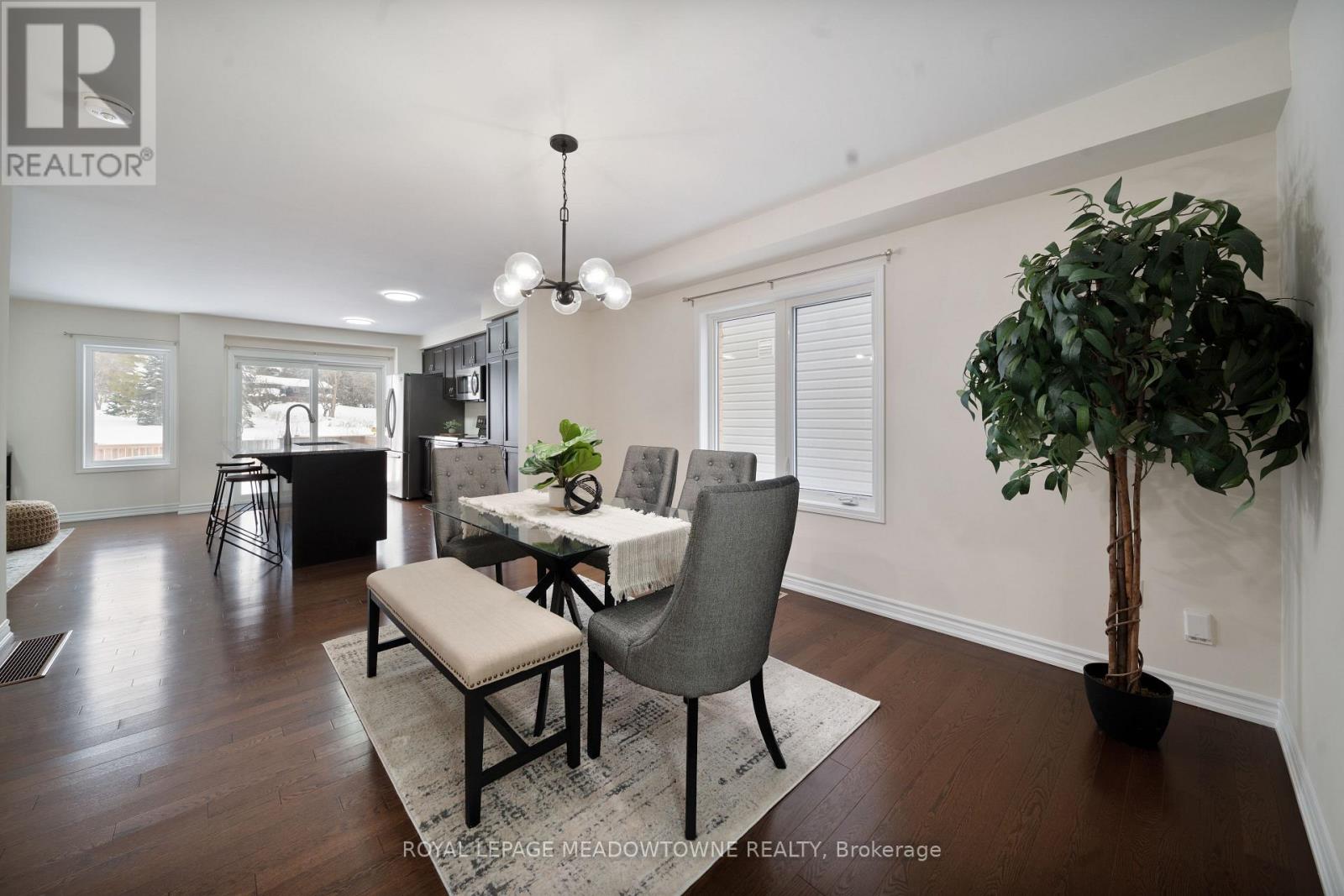 364 EQUESTRIAN WAY — photo 3