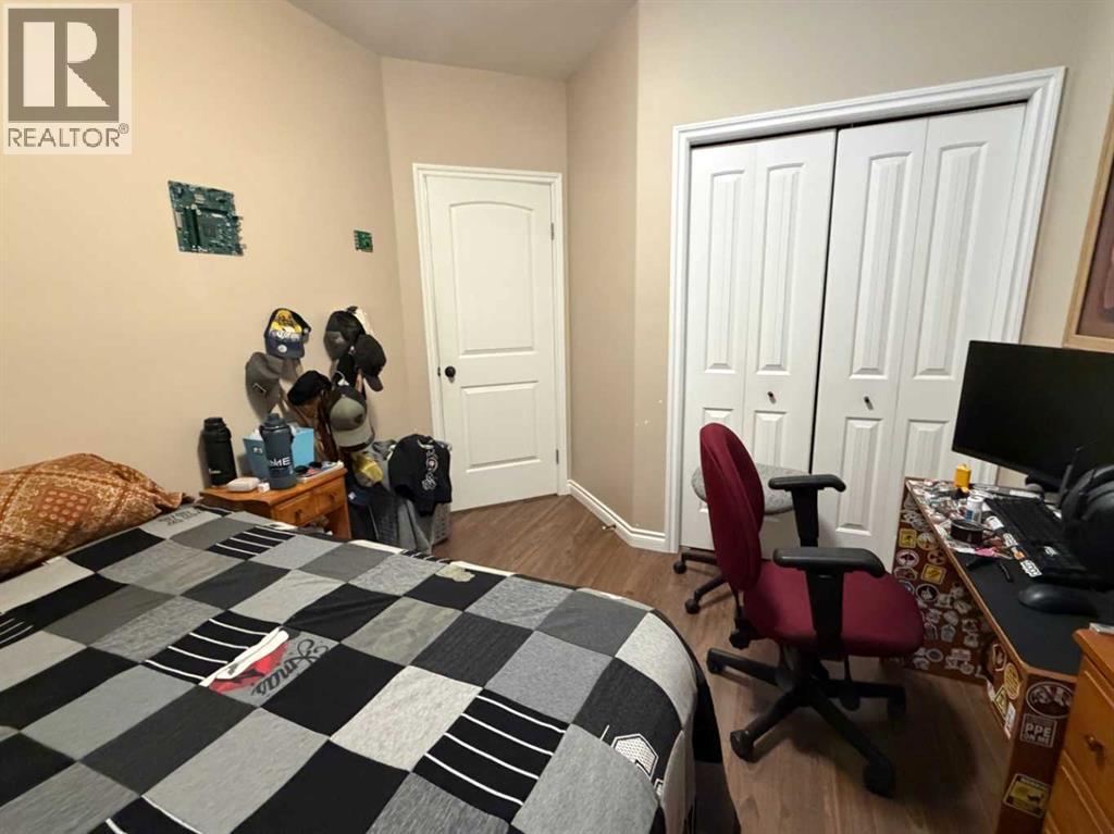 5613 52 Street - 27