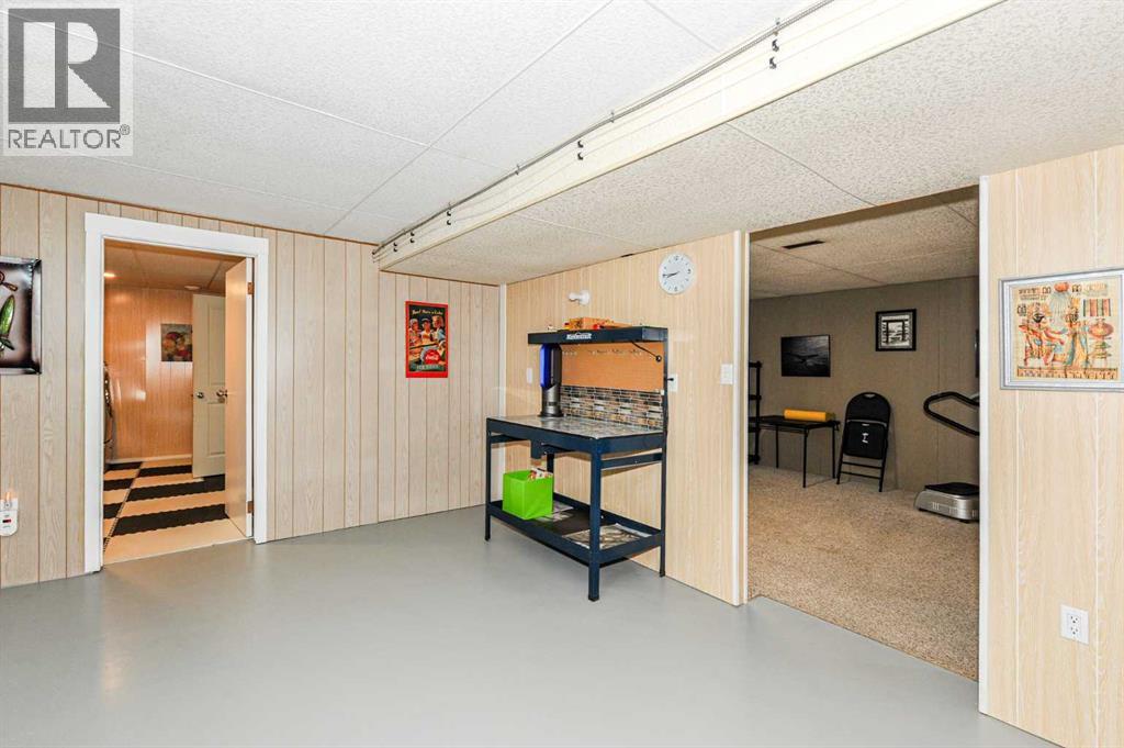 5102 54 Avenue - 28