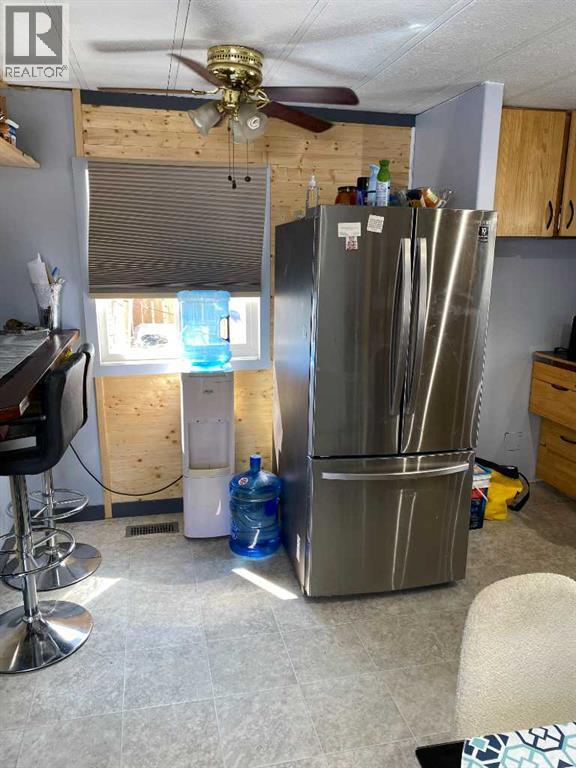 Listing photo – 167, 5344 76 Street, Red Deer