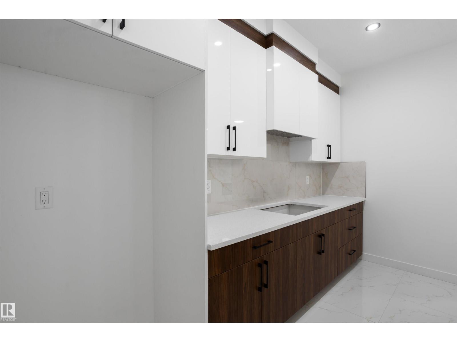 715 30 ST SW - 11