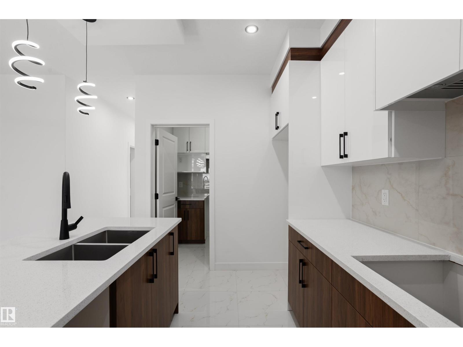715 30 ST SW - 12