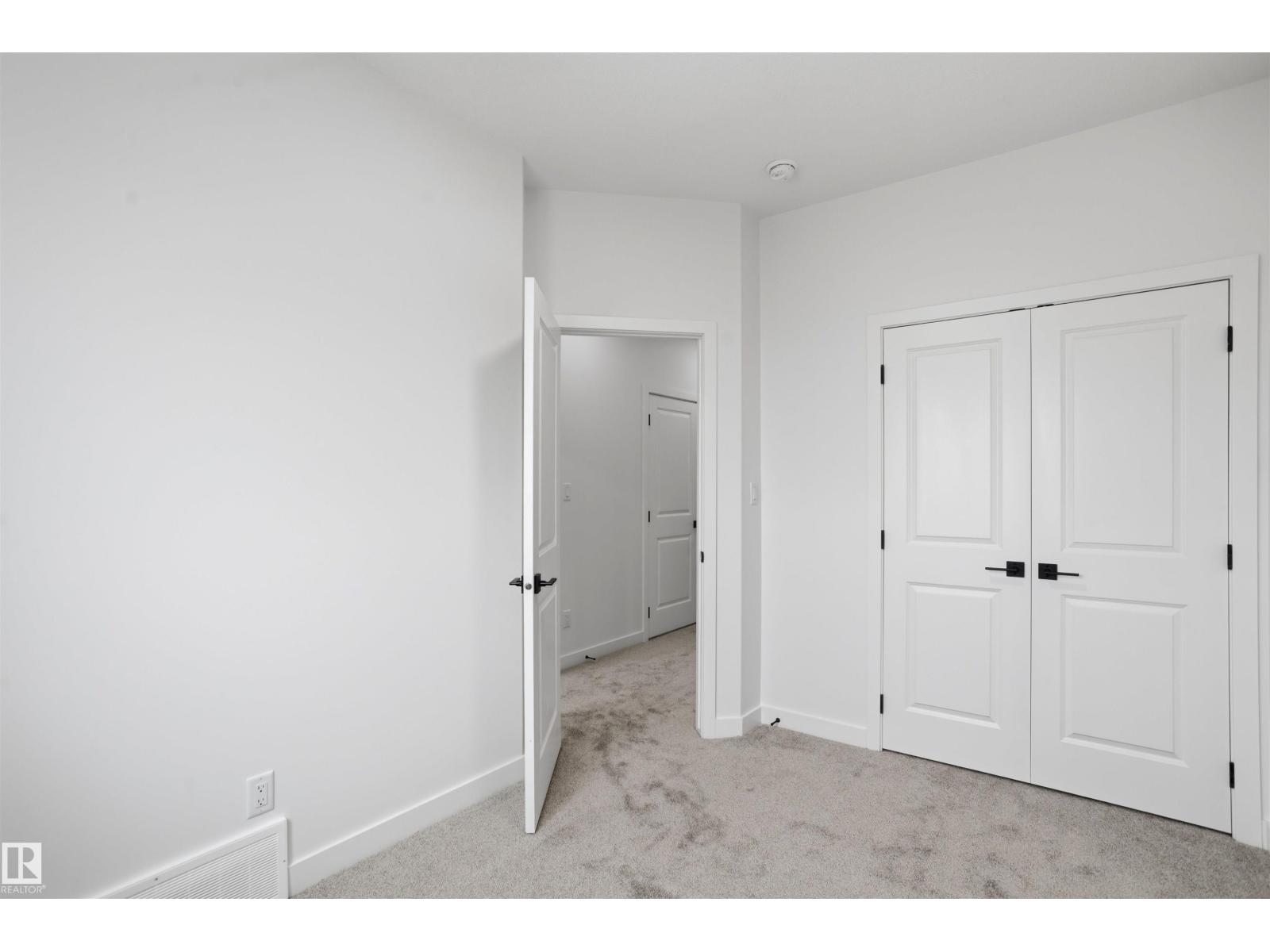 715 30 ST SW - Image 35
