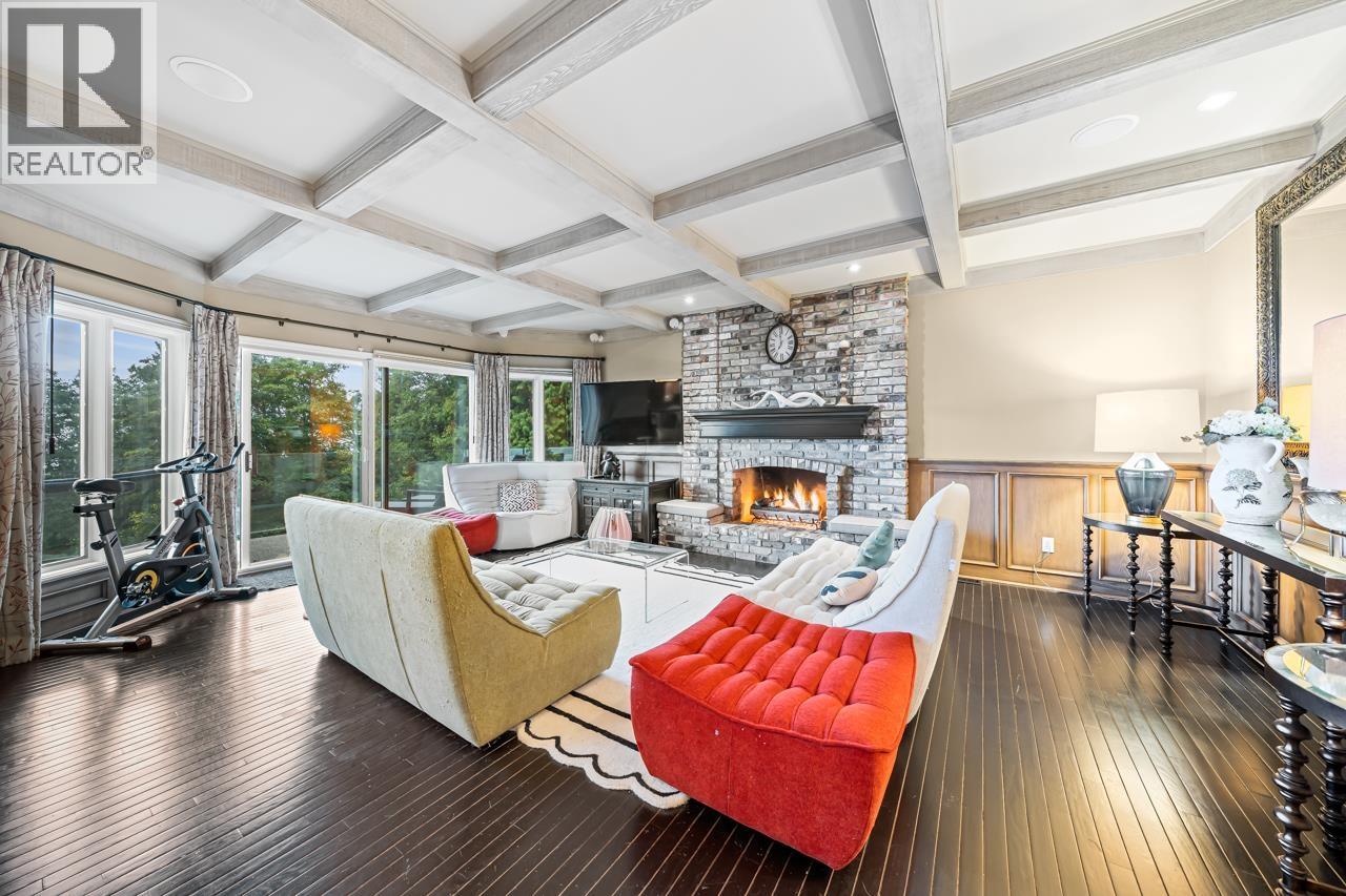 2478 WESTHILL COURT, West Vancouver