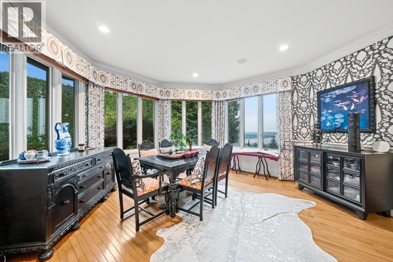 2478 WESTHILL COURT, West Vancouver