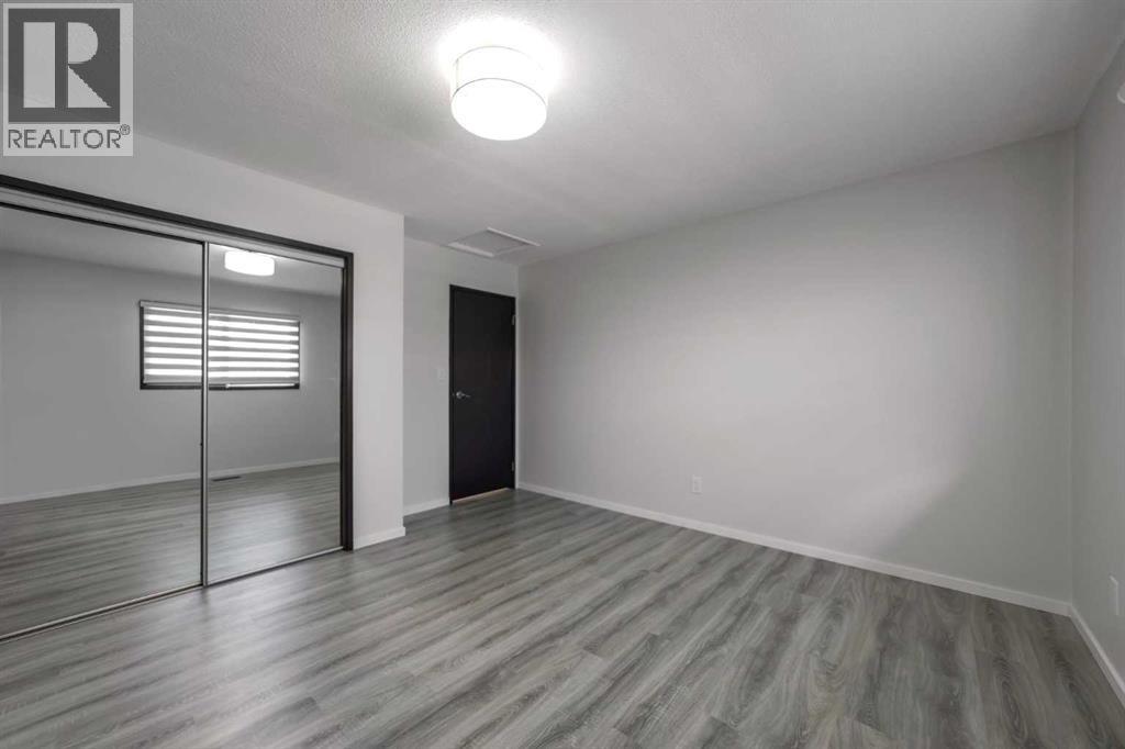 5413 48 Avenue W - 17