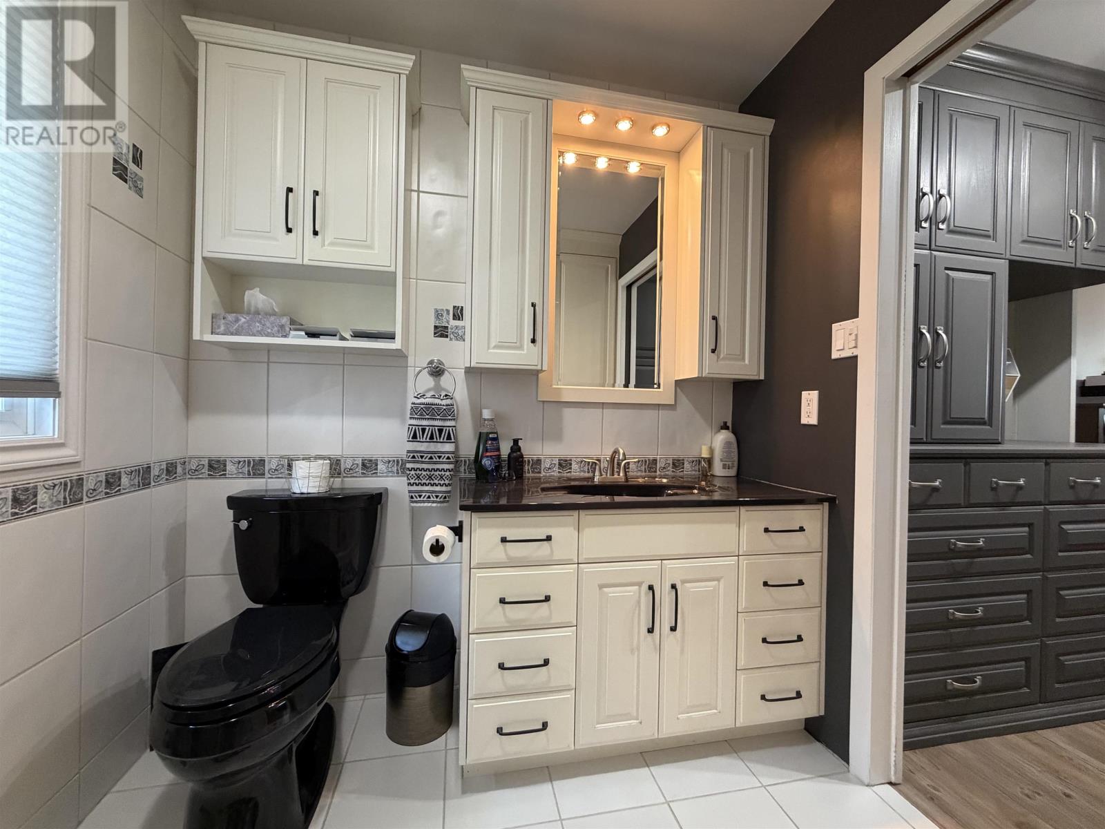358 Daniel AVE - 17