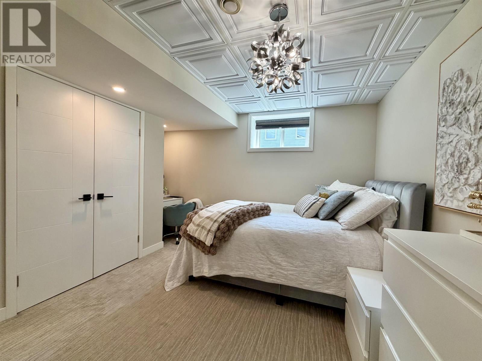 358 Daniel AVE - 25
