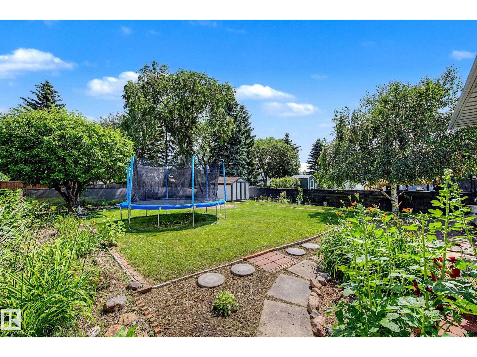2911 83 ST NW - 31