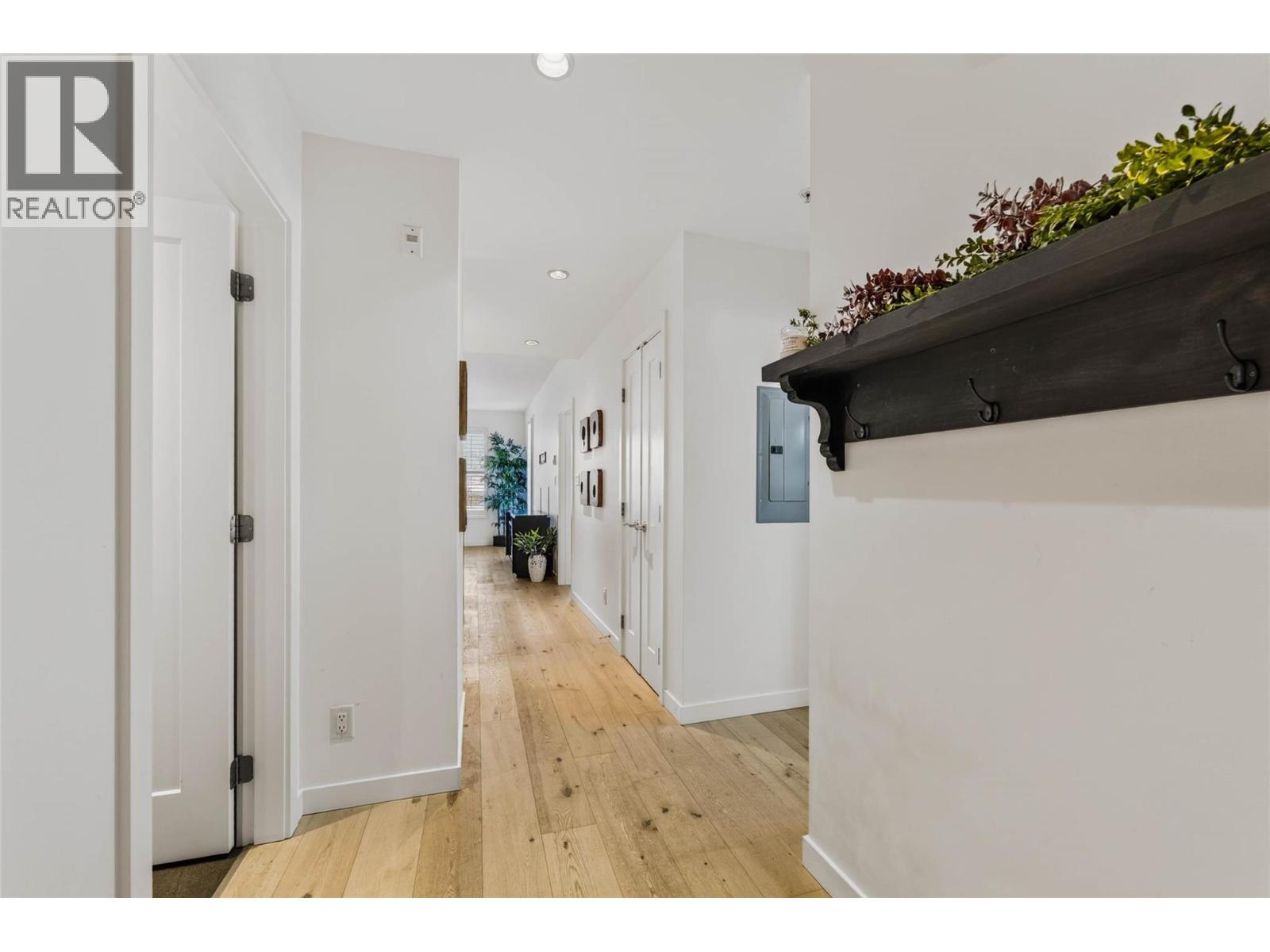 #215 710 Vernon Street - 19