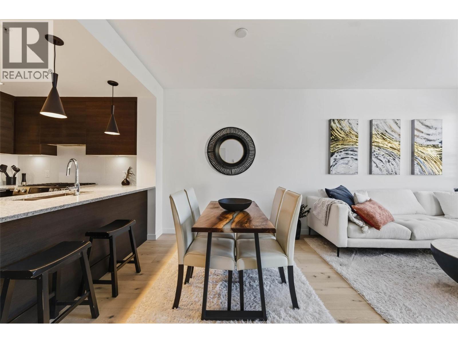#215 710 Vernon Street - 11