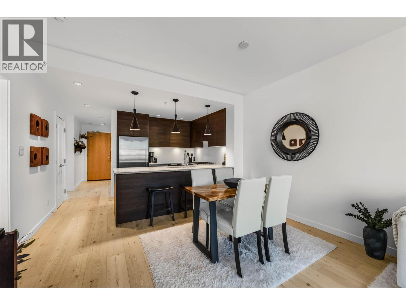 #215 710 Vernon Street - 10