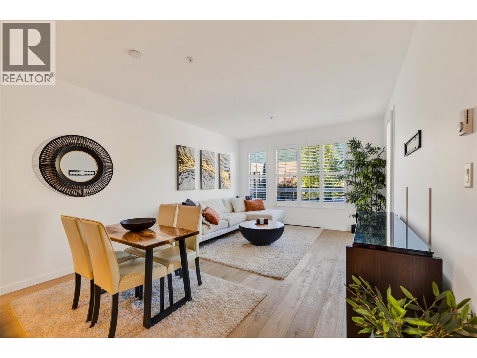 #215 710 Vernon Street - 9