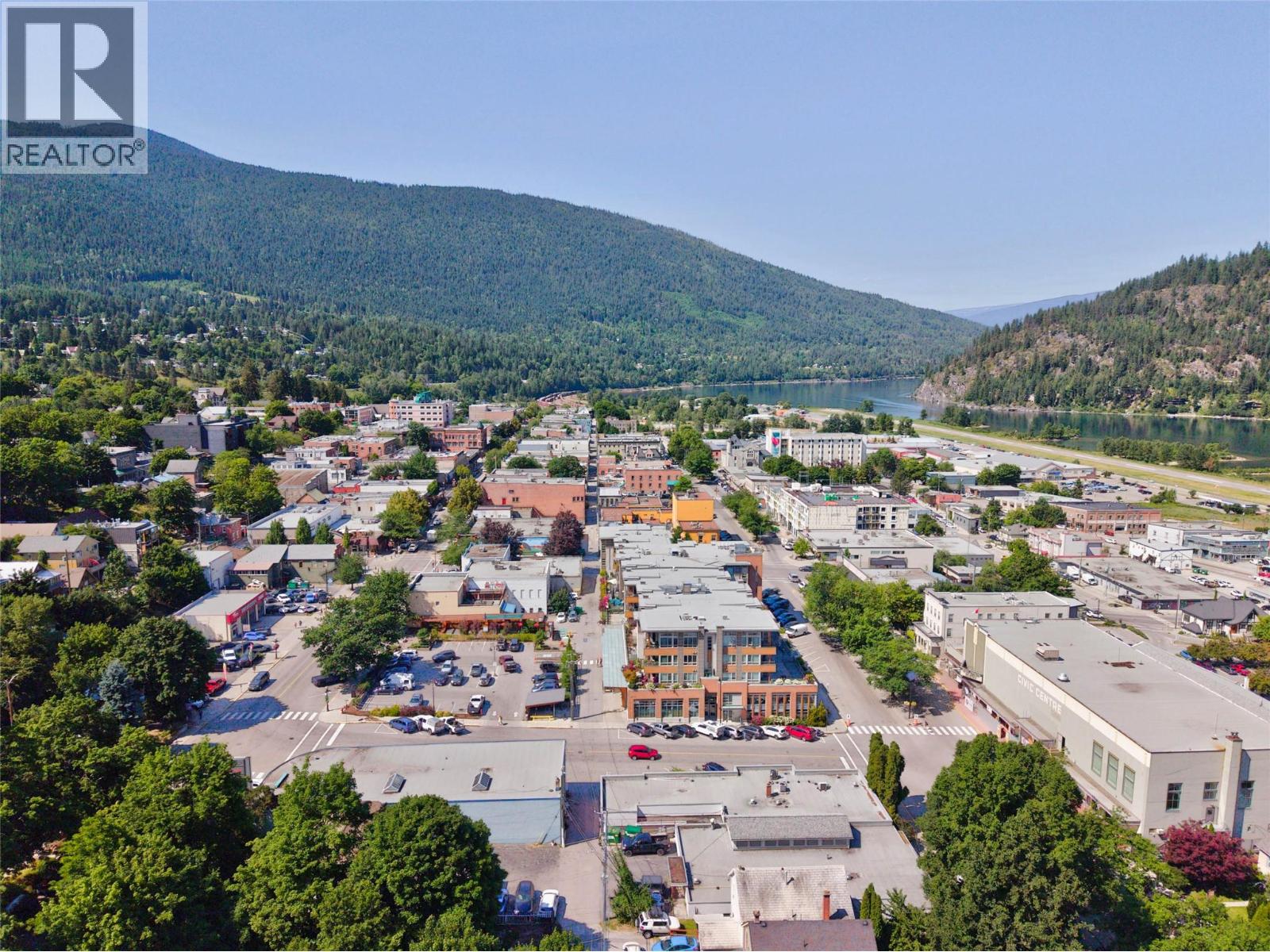 #215 710 Vernon Street - 51