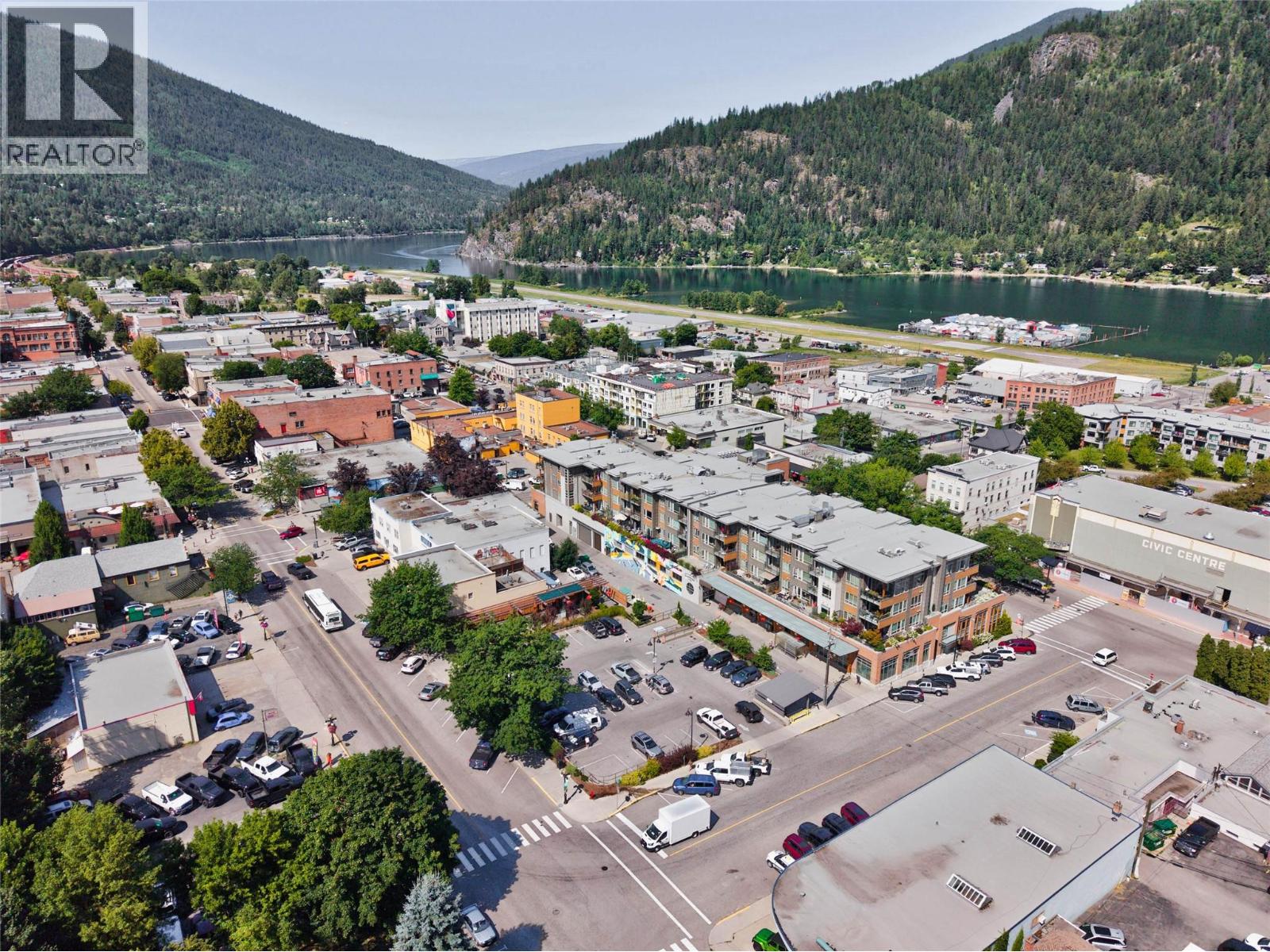 #215 710 Vernon Street - 53