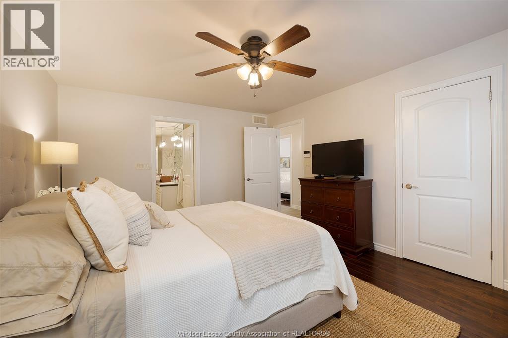 1389 CROSSWINDS DRIVE - 19
