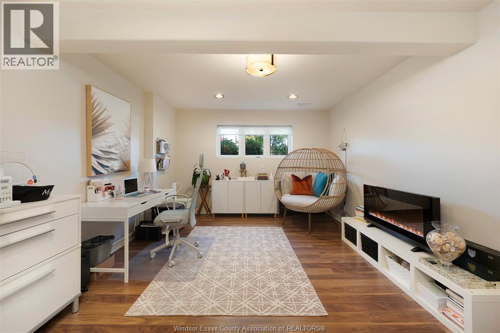 1389 CROSSWINDS DRIVE - 29