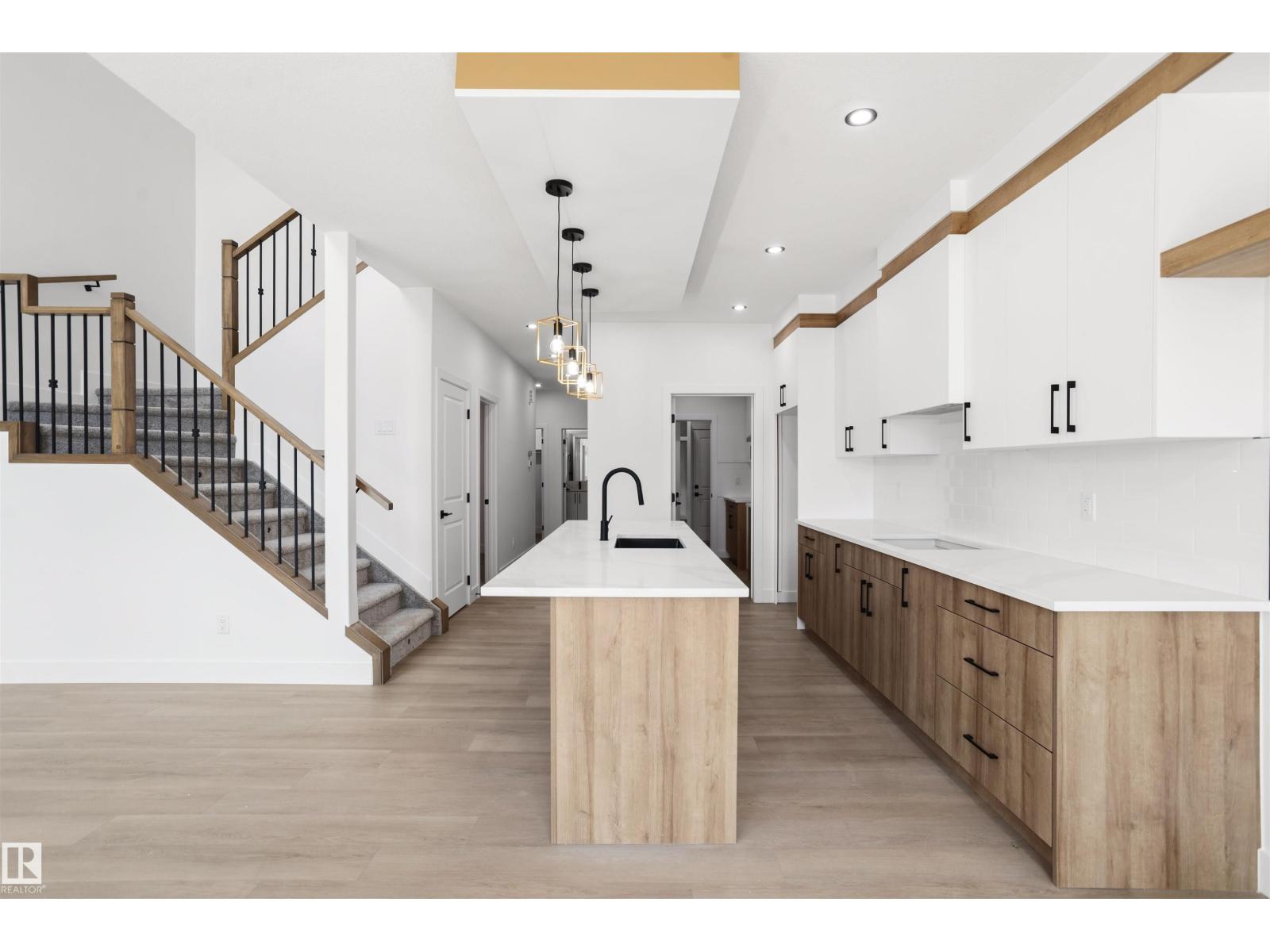 815 158 AV NE - 14