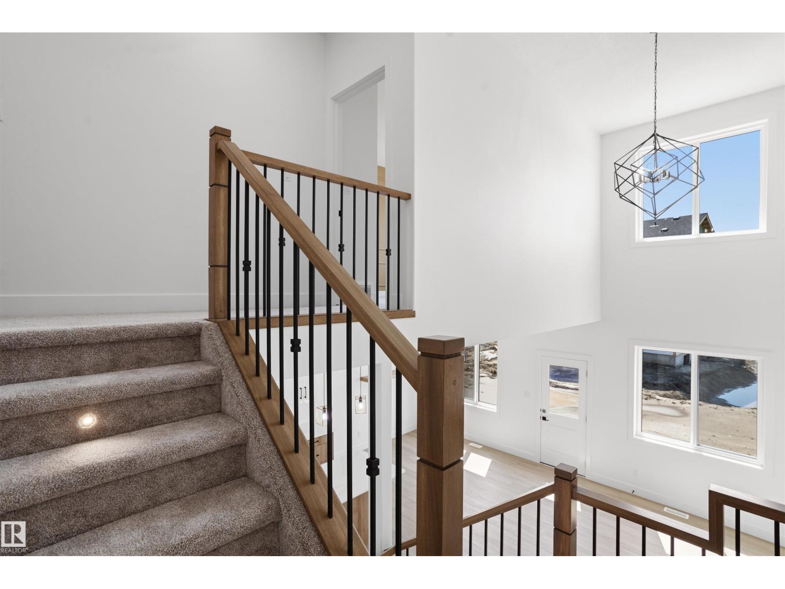 815 158 AV NE - 20