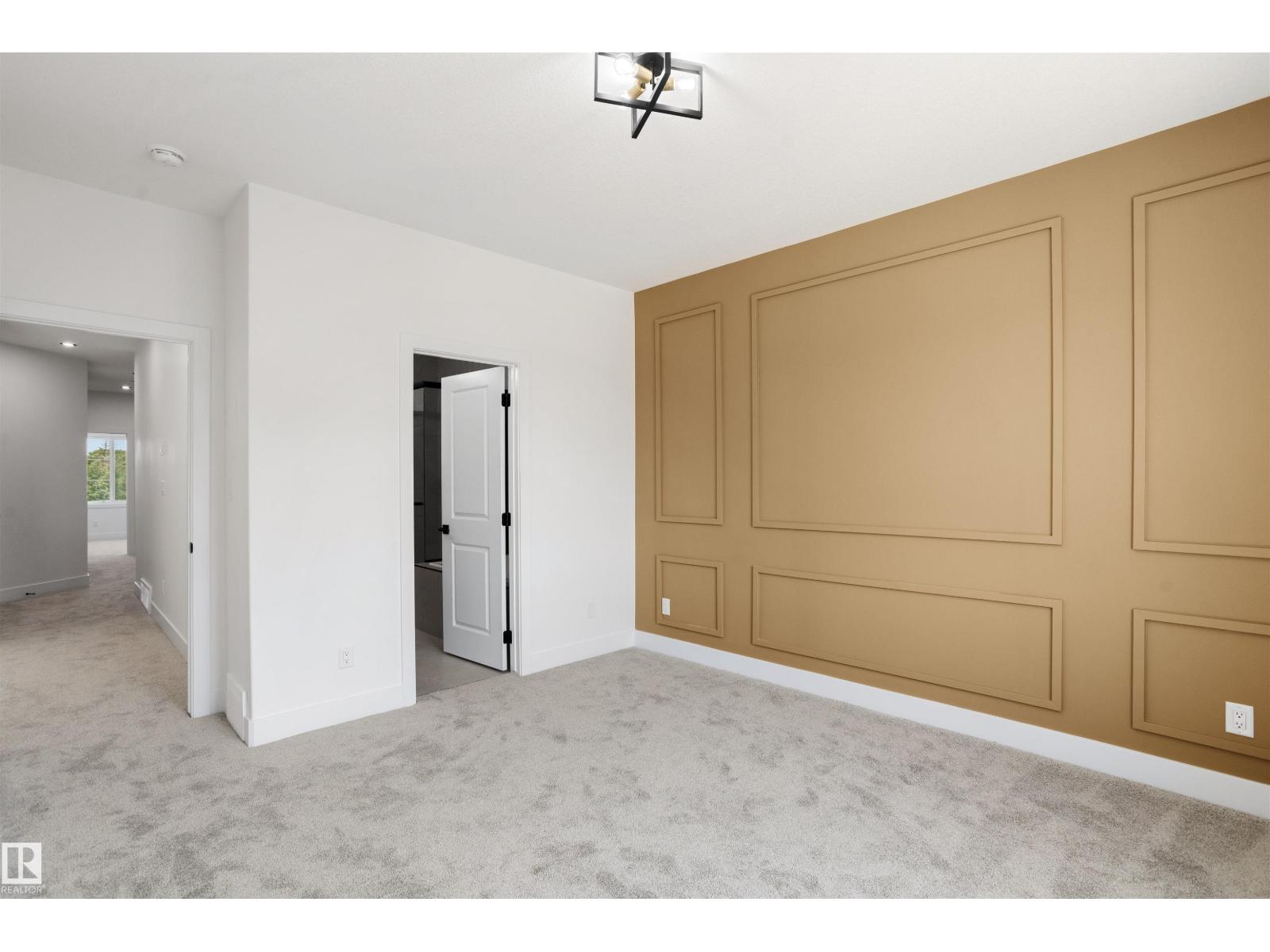 815 158 AV NE - Image 24