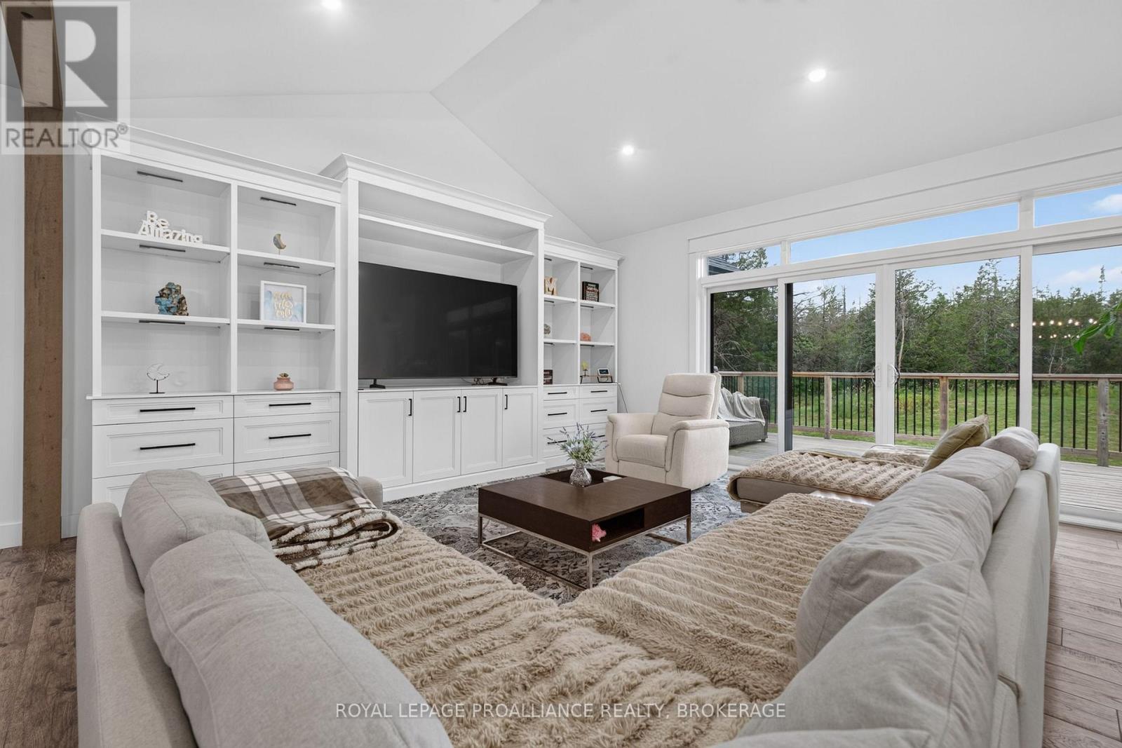 4575 BLESSINGTON ROAD - Image 9