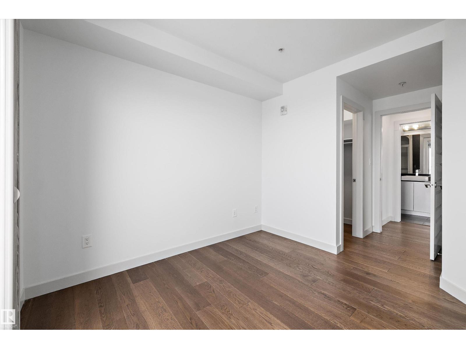 #1704 10388 105 ST NW - 27