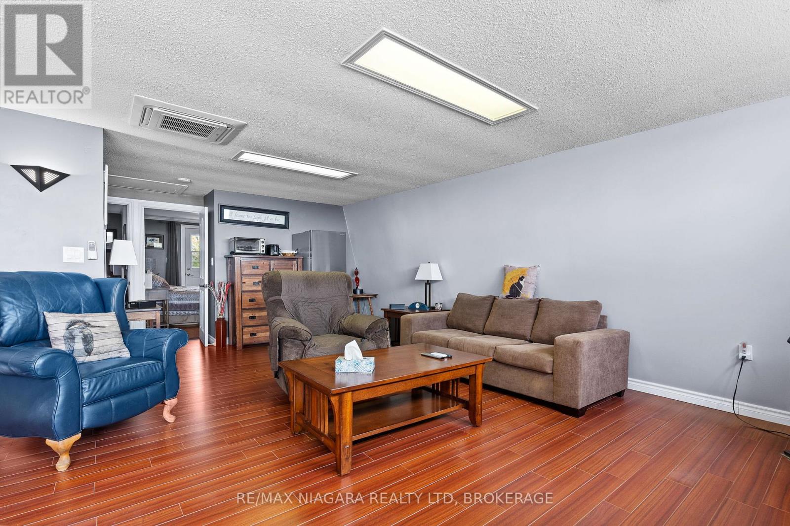 10825 LAKESHORE ROAD W - 18